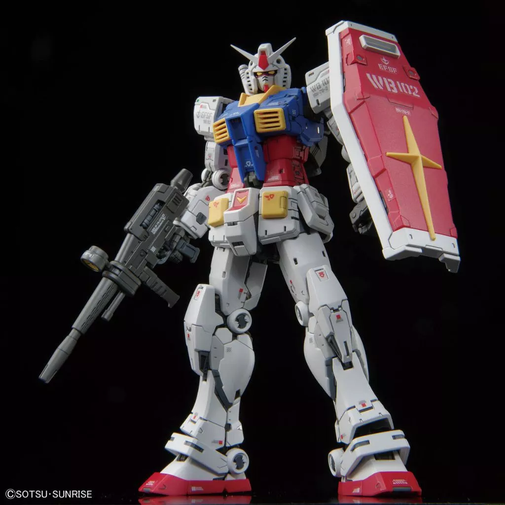 Mô hình lắp ráp RG 1/144 RX-78-2 GUNDAM Ver.2.0