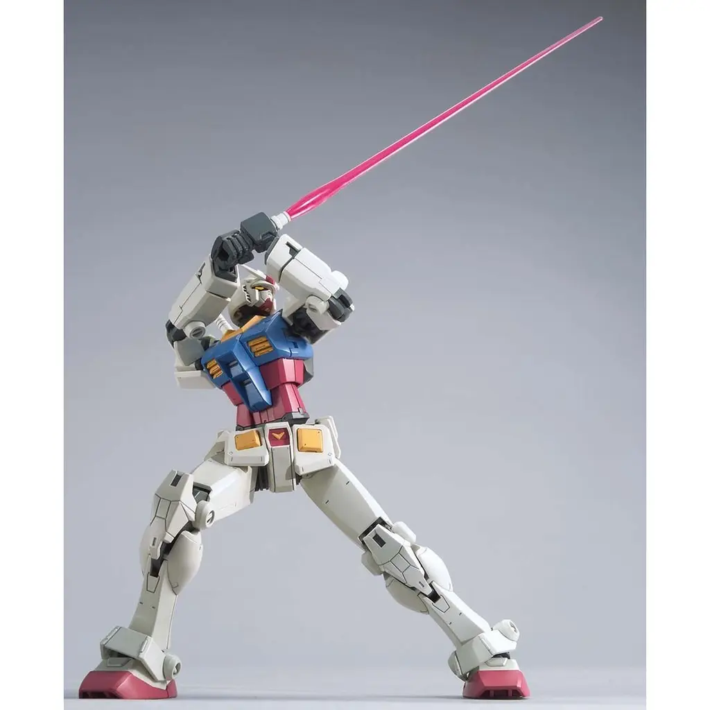 Mô hình lắp ráp HG 1/144 RX-78-2 GUNDAM[BEYOND GLOBAL]