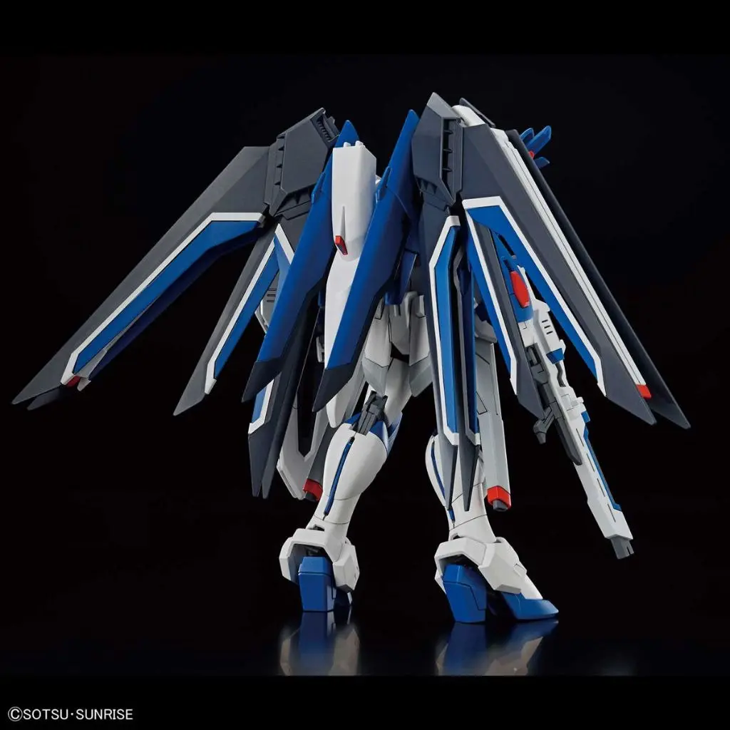 Mô hình lắp ráp HG 1/144 RISING FREEDOM GUNDAM