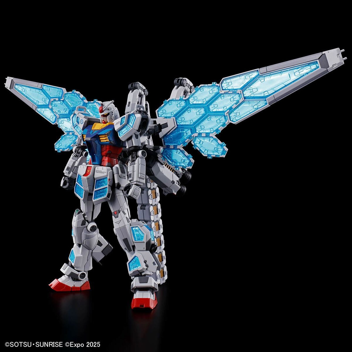 Mô hình lắp ráp 1/144 RX-78F00/E GUNDAM (EX-001 G.L.R.S.S. Feather UNIT)
